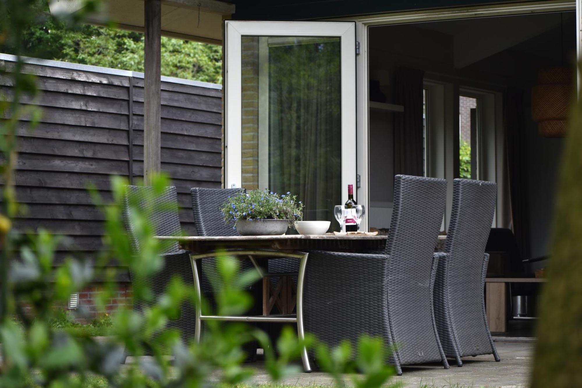 Huinerhofje 3 - Vrijstaand, Grote Tuin, Rust En Veel Privacy Nabij Uitgestrekte Bossen Villa พุทเทิน ภายนอก รูปภาพ